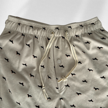 Cargar imagen en el visor de la galería, Pijama completa de pantalón DreamDog beige