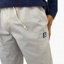 Cargar imagen en el visor de la galería, Pantalón de pijama gris claro rombos
